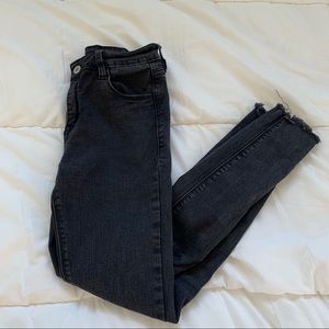 Brandy Melville skinny jeans
